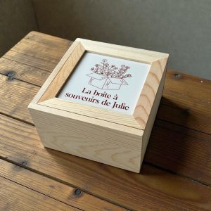 Boite en bois polyvalente