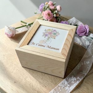 Boite en bois polyvalente